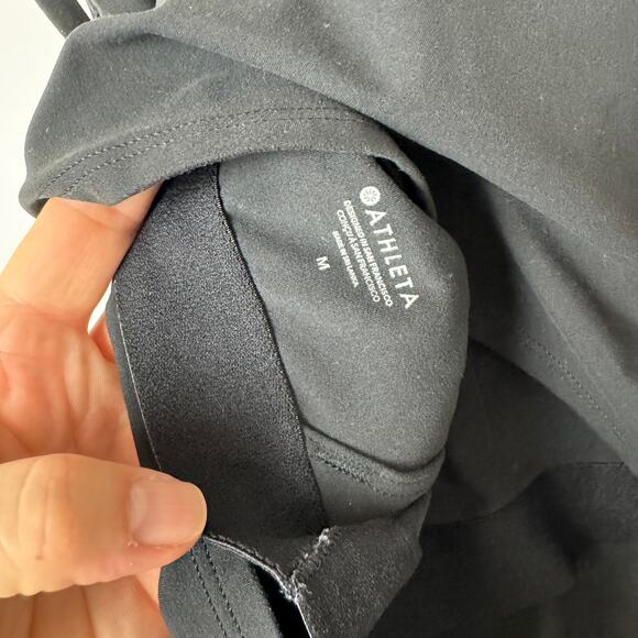 Athleta Black Caged Back Conscious Strappy Crop Bra - Size Medium - Picture 6 of 7